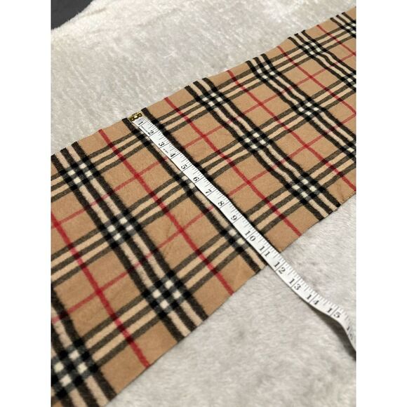 Burberry Cashmere Scarf Classic Nova Check Tan Scarf Unisex Winter Scarves - Picture 2 of 5